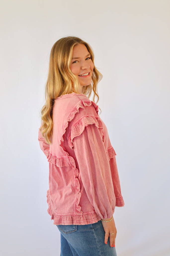 Easel Mineral Washed Ruffle Trim 3/4 Sleeve Top in Pink – J. Spencer