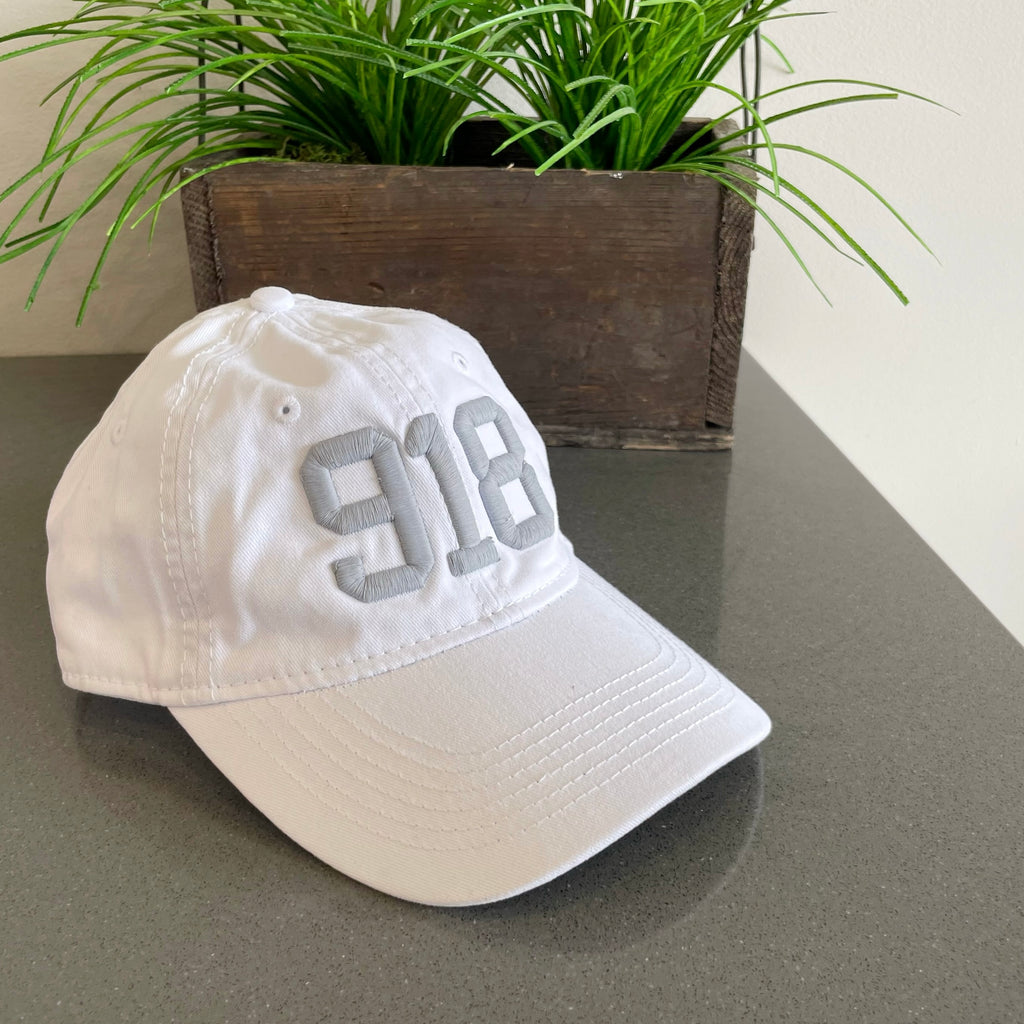 Codeword 918 Cap White – J. Spencer