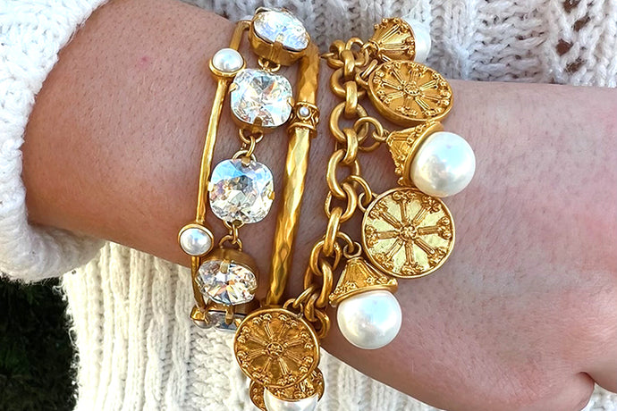 Holiday Arm Parties Make the Perfect Gift