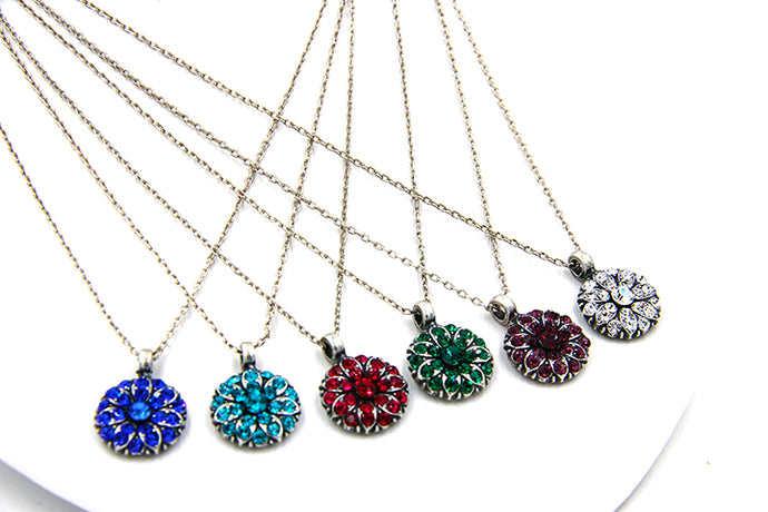 Mariana Gift with Purchase and Mariana Bucks