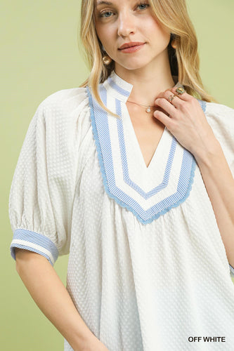 Umgee Textured Jacquard Contrast Trim Top in Off White