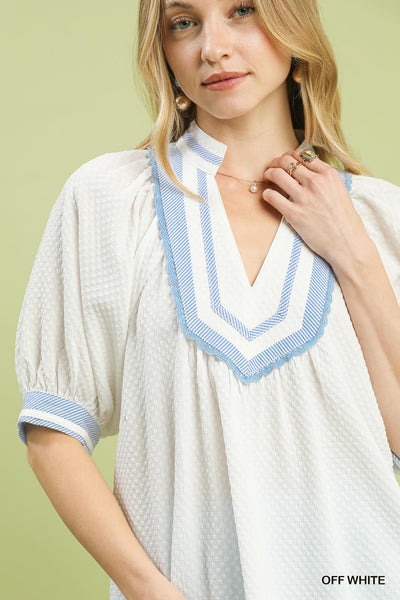 Umgee Textured Jacquard Contrast Trim Top in Off White