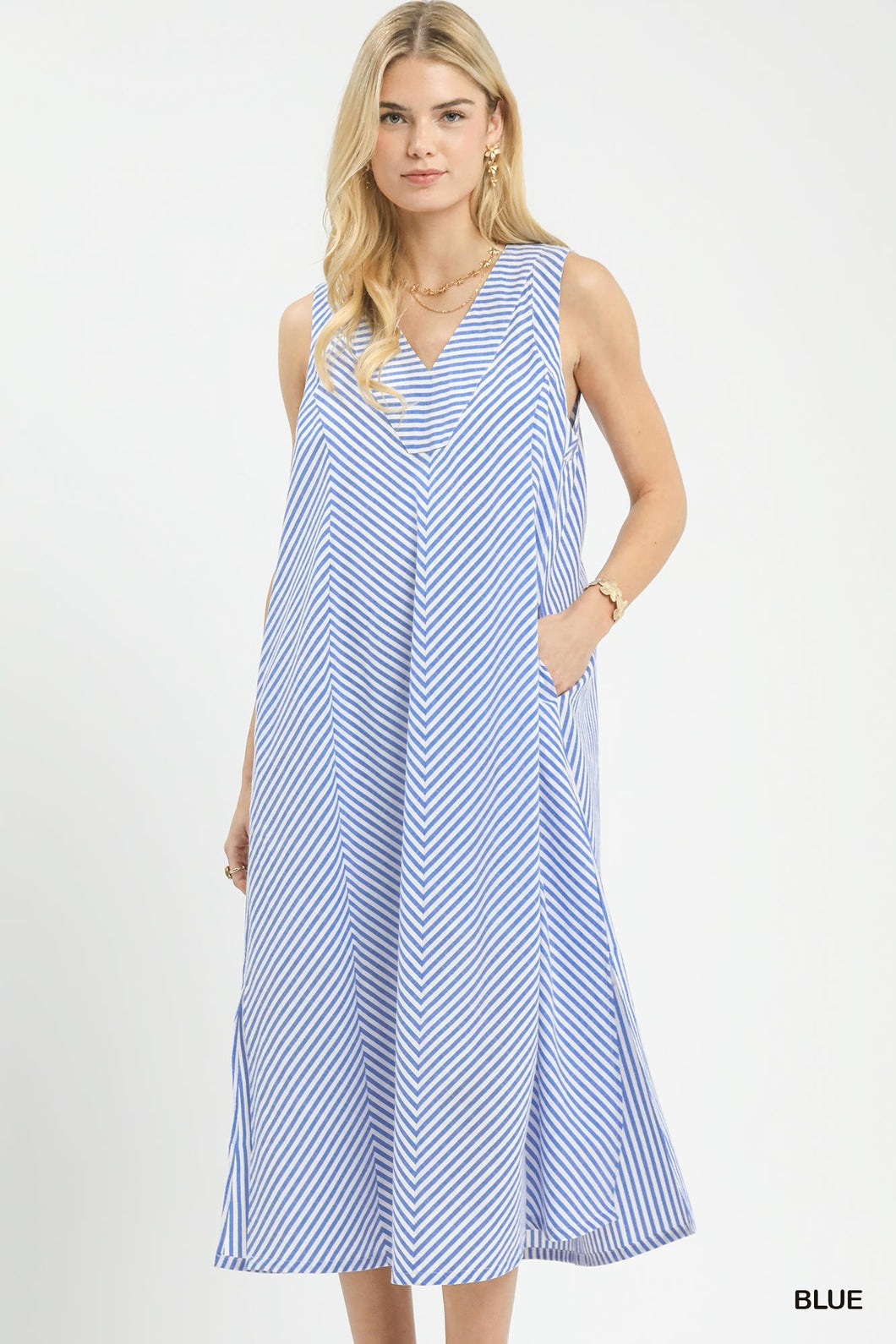 Umgee Chevron Stripe Sleeveless Midi Dress in Blue Umgee Chevron Stripe Sleeveless Midi Dress in Blue