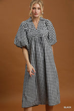 Umgee Puff Sleeve Plaid Midi Dress in Black
