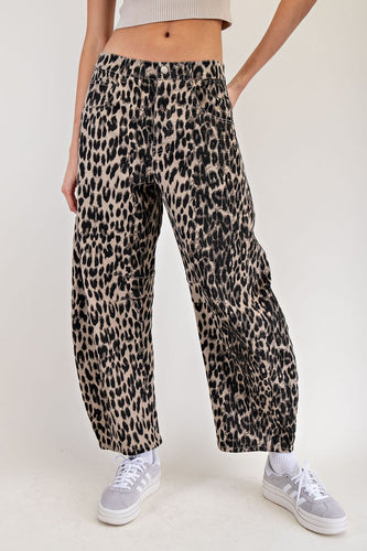 ee:some Leopard Printed Barrel Jeans