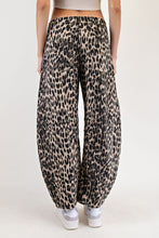 ee:some Leopard Printed Barrel Jeans