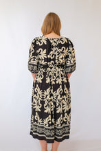 The Lunna Dress in Black