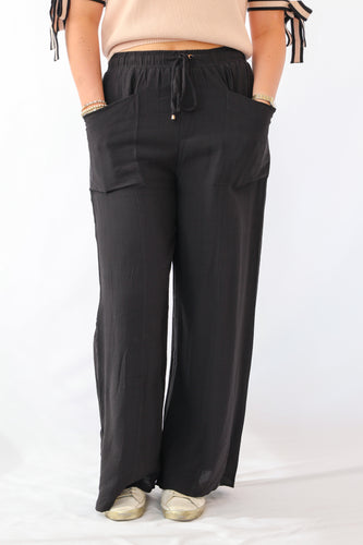 The Stephanie Pants in Black