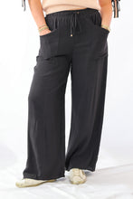 The Stephanie Pants in Black