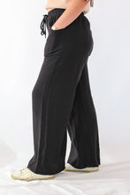 The Stephanie Pants in Black