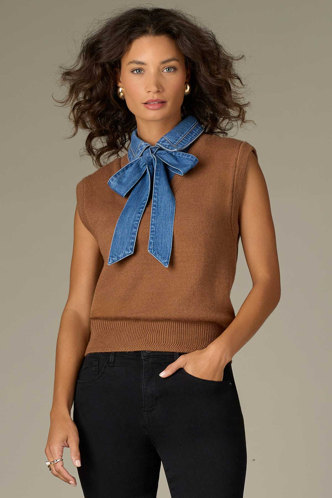 ee:some Sleeveless Collared Sweater with Denim Tie
