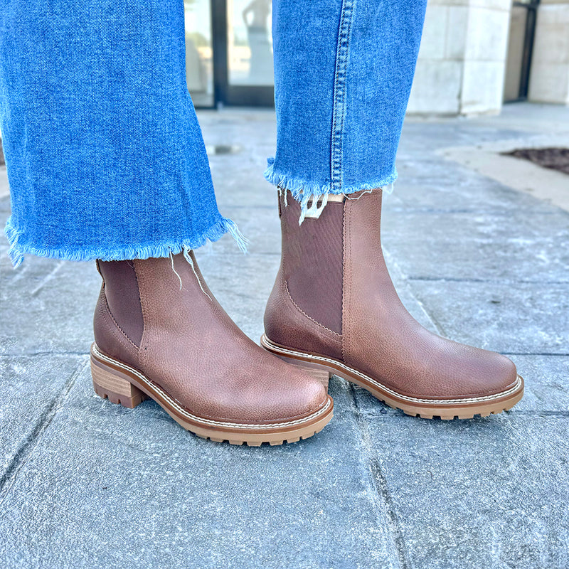 Mia Parker Luggage – J. Spencer