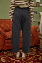 Wide Leg Denim Capri Pants in Black