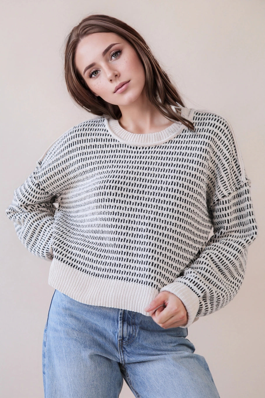 Two Tone Textured Knit Casual Sweater Top in Black