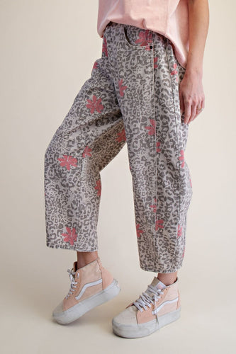 Easel ANIMAL PRINTED WASHED TWILL BARREL PANTS