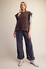 Easel Sleeveless Knitted Sweater Vest in Mocha